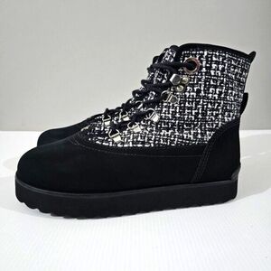 NEW Larroude Vail Ankle Bootie Womens 8.5 Black White Tweed Leather Winter Cozy